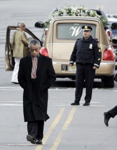 FUNERAL DE WHITNEY HOUSTON EN NUEVA JERSEY