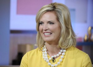 Ann Romney Ann Romney, la esposa del aspirante republicano a la Casa Blanca en las elecciones presidenciales del 6 de noviembre en EE.UU., será posiblemente la encargada de abrir la Convención Republicana que se celebrará a finales de agosto, según adelantaron fuentes del partido.