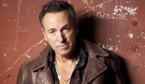 El legendario Bruce Springsteen abrir&aacute; ma&ntilde;ana el concierto que albergar&aacute; el Madison Square Garden neoyorquino en beneficio de los damnificados por el hurac&aacute;n "Sandy", en el que tocar&aacute;n otras estrellas de la talla de los Rolling Stones, Paul McCartney, Eric Clapton, Bon Jovi, Billy Joel o Alicia Keys.