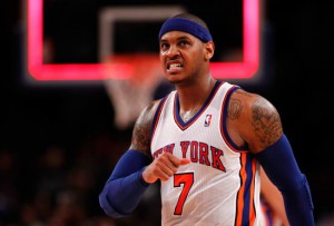 El alero Carmelo Anthony y el escolta-alero reserva J.R. Smith anotaron 20 puntos cada uno que abrieron el camino del triunfo logrado por los Knicks al imponerse 108-87 ante los Wizards de Washington, el peor equipo de la NBA.