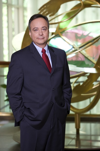 3A4B7347_Fullsize IMPACTO desea resaltar las historias de liderazgo de los empresarios hispanos de Nueva York y de los Estados Unidos. Tal es el caso de Gabriel Vaca, director de Ventas de Cuentas Estratégicas para productos internacionales de UPS en la región sureste del país.
