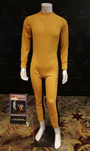  Mono de salto que visti&Ucirc; el doble del actor Bruce Lee en la pel&Igrave;cula "Game of Death" (1978). 