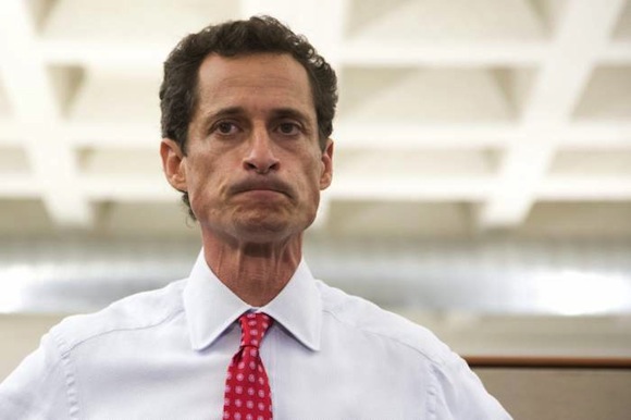 Dimite director de campaña de candidato a alcalde de Nueva York por escándalo.