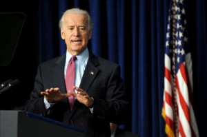 Biden insta a Cámara de Representantes a que vote una reforma migratoria.
