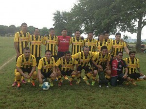 Los integrantes del Deportivo Apatlaco-Morelos que debido a los m&uacute;ltiples titulares lesionados, est&aacute;n encarando los compromisos con jugadores suplentes y logicamente &ldquo;saborearon&rdquo; su segunda derrota consecutiva en el grupo "B" de la Liga Mexicana de D&iacute;az de Futbol Soccer.  (Foto: Cortes&iacute;a)   