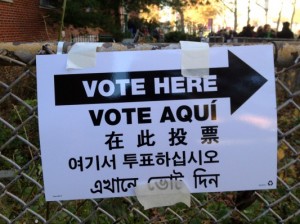 LOS ELECTORES le dan mayor&iacute;a absoluta a Bill d Blasio contra sus dos oponentes.