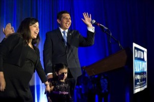 El demócrata David Álvarez perdió hoy las elecciones municipales de San Diego por nueve puntos de diferencia con respecto al candidato republicano Kevin Faulconer.