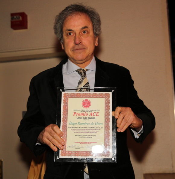 Íñigo Ramírez de Haro fue distinguido con un Premio Institucional de la ACE.