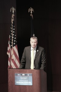 El Alcalde de Nueva York, Bill De Blasio dio la bienvenida a la Cumbre y aprovech&oacute; para defender su plan de trabajo.
