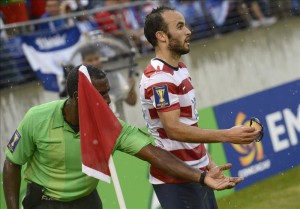 Donovan, mediante su p&aacute;gina de Facebook, expres&oacute; la decepci&oacute;n y frustraci&oacute;n que sent&iacute;a al no haber podido formar parte de la selecci&oacute;n de Estados Unidos en lo que hubiera sido su cuarto mundial.