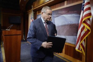 En la imagen, el presidente del Comit&eacute; de Relaciones Exteriores del Senado, el senador dem&oacute;crata de Nueva Jersey Robert Men&eacute;ndez.