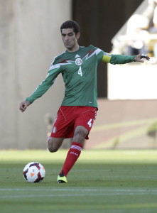 El capit&middot;n mexicano Rafael M&middot;rquez durante el partido de vuelta de la repesca intercontinental de clasificaci&Ucirc;n para el Mundial de Brasil 2014 