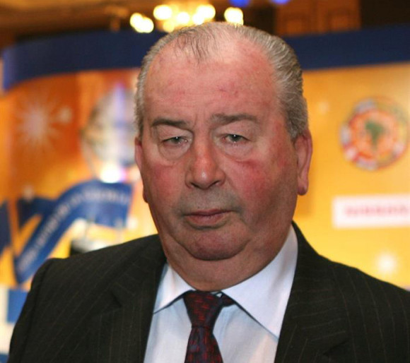 Julio Grondona falleció hoy dejando un legado de 35 años al frente de la Asociación del Fútbol Argentino (AFA) y de 26 años como miembro del Comité Ejecutivo de la FIFA.