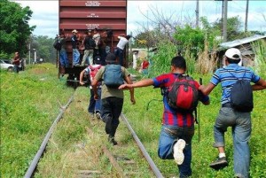 Violaciones, asaltos, hambre y frío es la "pesadilla espantosa" que viven los menores centroamericanos a su paso por México hasta llegar a Estados Unidos.