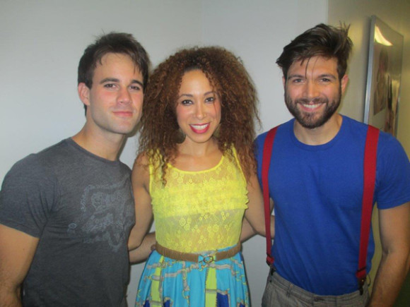 Sebastián, Alexandra y Pablo, al final de la representación de Agravios de fortuna.
