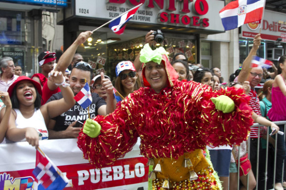 LOS DOMINICANOS TOMAN LAS CALLES DE NUEVA YORK PARA CELEBRAR SU GRAN D&Iacute;A