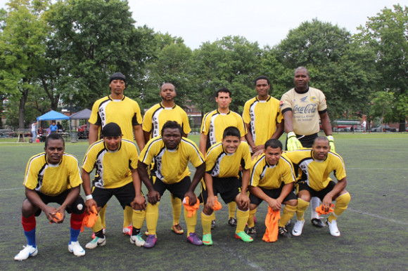 El Deportivo Puerto Barrios que est&aacute; realizando una buena campa&ntilde;a en el campeonato de la Liga de F&uacute;tbol Guatemala. (Foto: Marvin "K.K." Estrada).