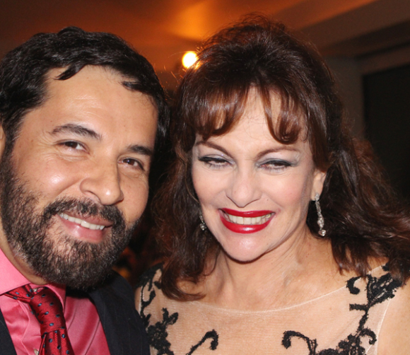 Luis Galli, junto a Lupita Ferrer, leyenda de telenovelas.
