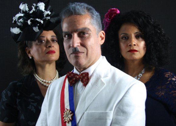 De izda. a dcha., Adriana Sananes como "Do&ntilde;a Mar&iacute;a", Jos&eacute; Cheo Oliveras como "Rafael Trujillo" y Eva V&aacute;squez como "la amante", protagonizan "La ca&iacute;da de Rafael Trujillo" de Carmen Rivera, en el Teatro C&iacute;rculo de Nueva York, que lleva a escena una serie de intrigas que desembocan en la ca&iacute;da del dictador dominicano, asesinado en 1961.