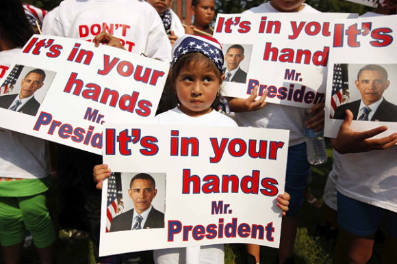 Obama anunciar&aacute; medidas migratorias este jueves y proteger&aacute; a 5 millones de indocumentados de la deportaci&oacute;n.