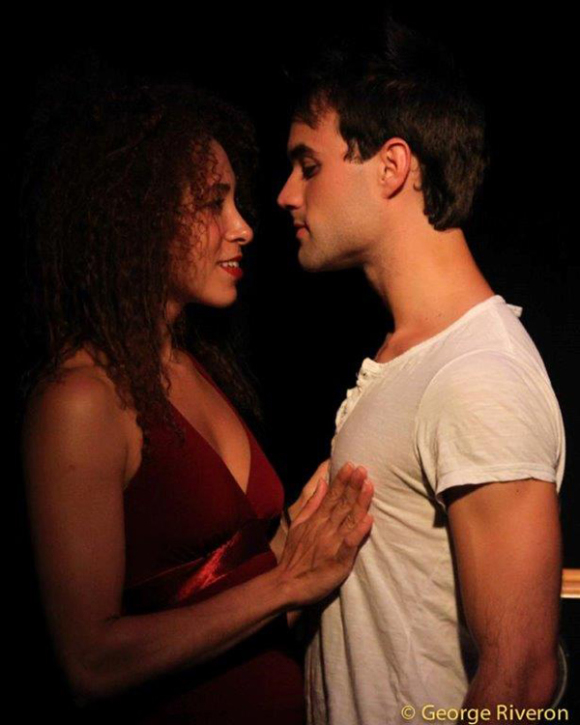 Alexandra Manzano y Sebastian Stimman en Agravios de fortuna.