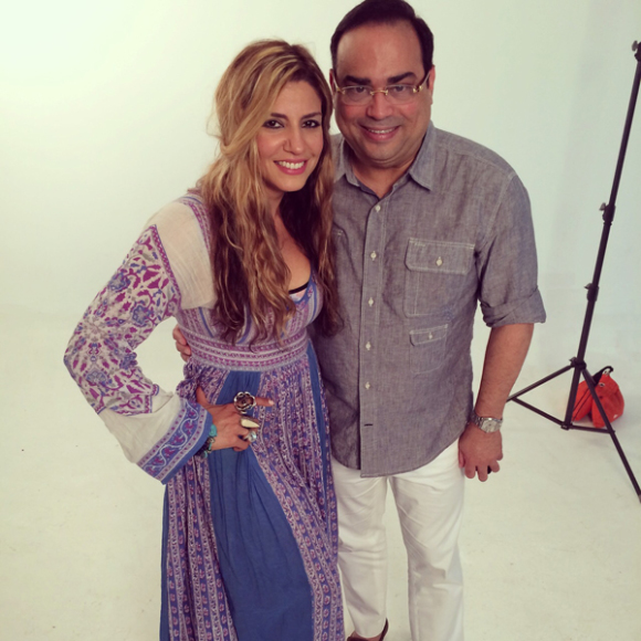 Lena Burque junto a Gilberto Santa Rosa con quien hizo un dueto en su reciente disco.