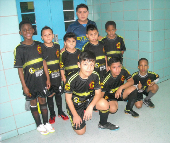 Los chamacones del Deportivo Marquense en la categor&iacute;a Sub-12, que estan compitiendo en el torneo de la Liga Chapina Youth Soccer Club. (Foto: Buki Chapin).
