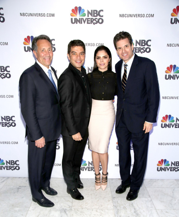 Joe Uva, Chairman, Hispanic Enterprises and Content; Rubén Mendiola, President, NBC UNIVERSO; Yarel Ramos, NBC UNIVERSO host; Mike Rosen, EVP Media Advertising Sales. (Foto: Paul Zimmerman).