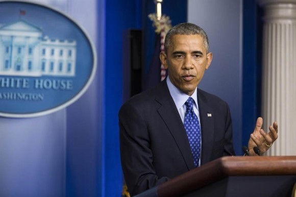 Obama anunció el pasado 20 de noviembre un conjunto de medidas unilaterales para regularizar a más de cinco de los once millones de indocumentados que hay en el país, la mayoría padres con hijos que son ciudadanos o tienen residencia permanente.