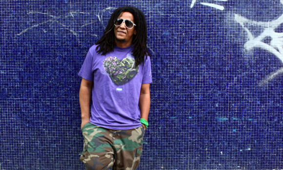 Tego Calder&oacute;n