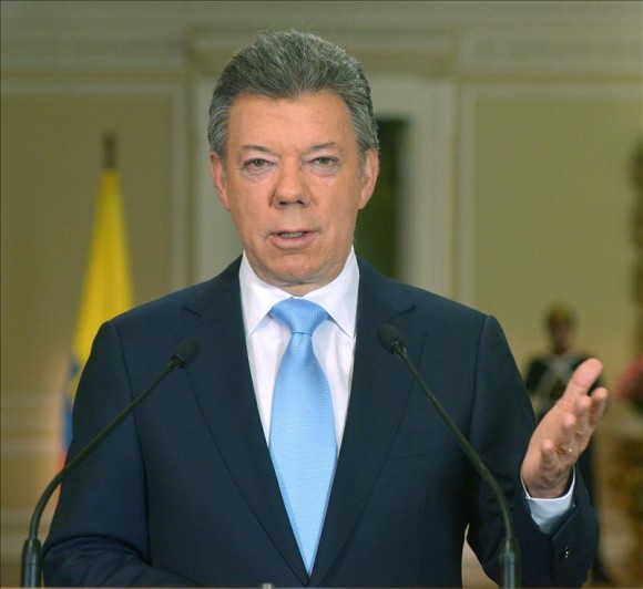 El presidente colombiano, Juan Manuel Santos, fue galardonado con el Global Citizen Award (Premio al Ciudadano Global) que otorga el centro de pensamiento Atlantic Council, de Estados Unidos.