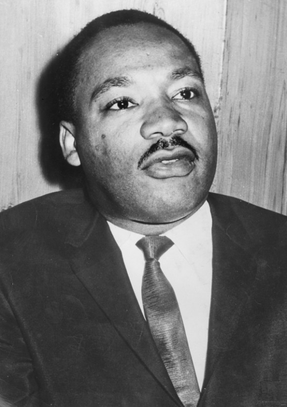 El Reverendo Martin Luther King, lider de la cruzada en pro de los Derechos Civiles a quien le ha sido concedido el Premio Nobel de la Paz.