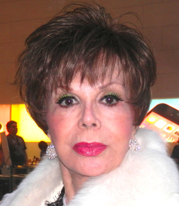 Marlene Tovar, artista profesional, figura de televisi&oacute;n, instructora de canto, mentora, directora y productora musical, naci&oacute; en Colombia.