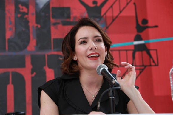 La directora mexicana de orquesta Alondra de la Parra 