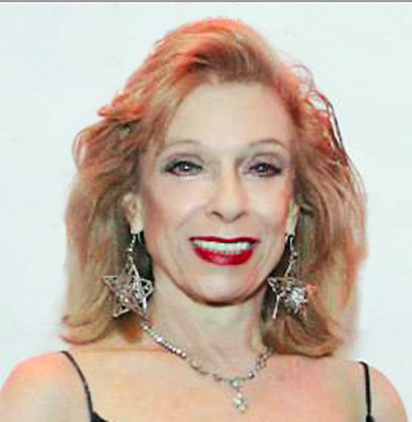 Alicia Kaplan, bailarina, actriz internacional de teatro y televisi&oacute;n, promotora cultural, fundadora y directora de Danisarte, nacida en Venezuela.