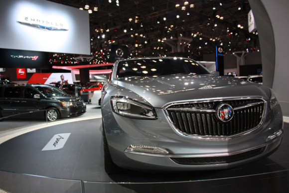 El Buick Avenir es un carro de concepto de Buick. Avenir es franc&eacute;s para futuro. 