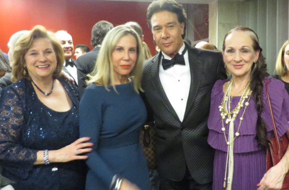 Mar&iacute;a Teresa Acosta, Gail Smith, Fernando Allende y Miriam Fern&aacute;ndez-Sober&oacute;n. 