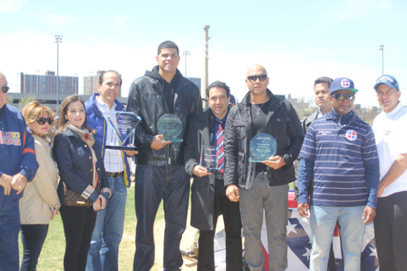 Charles Cana&aacute;n, a quien est&aacute; dedicada este evento, Dellin Betances, Neftal&iacute; Medina y Carlos Beltr&aacute;n, tambi&eacute;n recibieron reconocimientos.