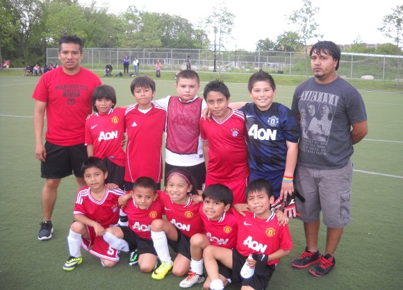 Los pequeñuelos de Manchester United nuevamente participando en el campeonato veraniego del a Chapina Youth Soccer League, en el StarLight Park, en El Bronx. (Foto Buki Chapín).