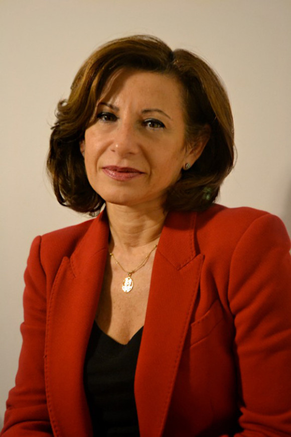 Cristina Dom&eacute;nech, actual Coordinadora de Educaci&oacute;n y Programas P&uacute;blicos de la Sociedad Hisp&aacute;nica, posee un doctorado en Historia del Arte de la Universidad de Valencia y ha trabajado como documentalista del Museo Sorolla y en la Real Academia de Historia de Madrid.