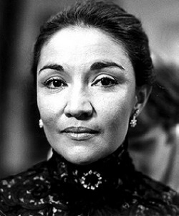 MIRIAM COLÓN