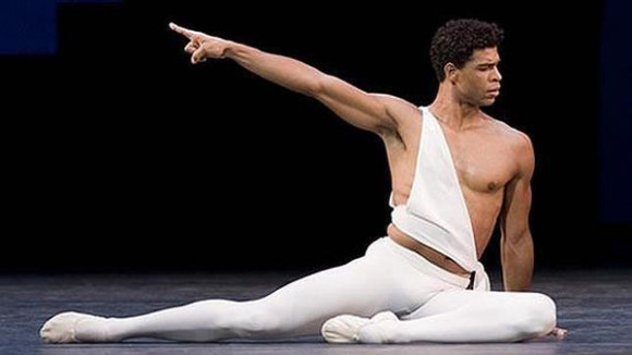Carlos Acosta.