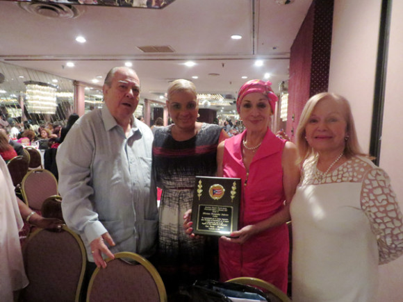Juan Veira, La Concejal Martiza Dávila, Miriam Fernández-Soberón y Sonia Puentes, Presidenta de La Asociación Nacional Puertorriqueña Preservando Cultura y Herencia.