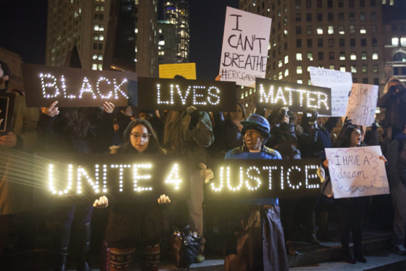 La muerte de Treyvon Martin incitó un nuevo movimiento en Estados Unidos—#BlackLivesMatter. Lo que empezó cómo un hashtag, se ha convertido en el renacimiento del Movimiento de Liberación Negra.