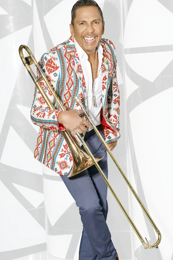 Alberto Barros