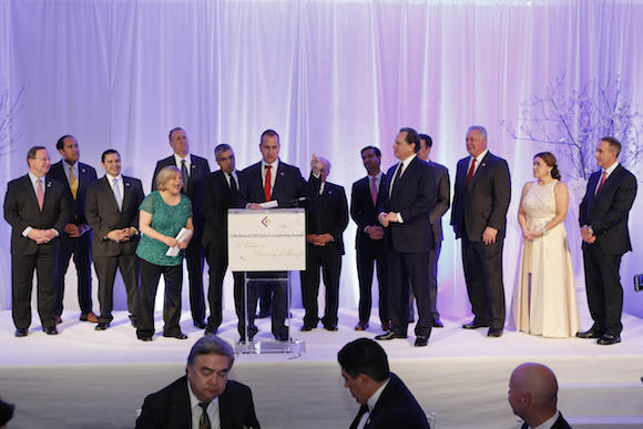 Miembros del Congreso de Estados Unidos en la ceremonia de entrega del Premio de 2016 al Liderazgo Internacional, en Washington.