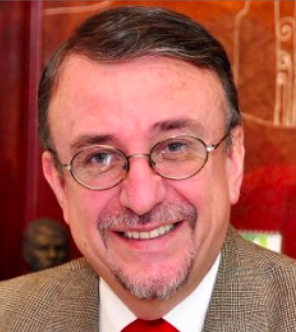 DR. ENRIQUE AYALA