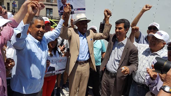 Latinos salieron masivamente a votar, por eso Adriano Espaillat pudo ganar. Pero tambi&eacute;n obtuvo votos de sectores blancos, boricuas y afroamericanos hastiados de clientelismo de lideres afroamericanos.