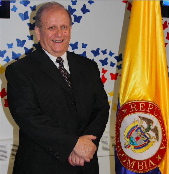 Hernando Reyes, pre candidato a las elecciones presidenciales de Colombia en el 2018 se despide de Nueva York con una entrevista exclusiva para Impacto y alista su artillería para su campaña en Colombia y el resto del mundo.