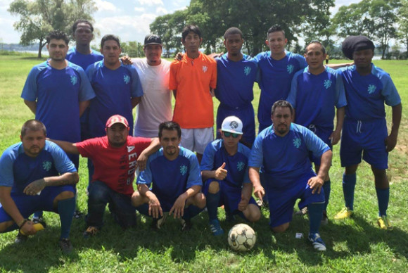 La planilla mayor del Uni&oacute;n &Aacute;ngeles, que a pesar no estar contando con los servicios del t&eacute;cnico del equipo, a&uacute;n as&iacute;, Palencia Tapia, Jesus Gutierrez y el Payaso Garcia, est&aacute;n obteniendo resultados positivos en la Liga Mexicana del Ferry Point. (Foto Cortes&iacute;a DeUnAn)